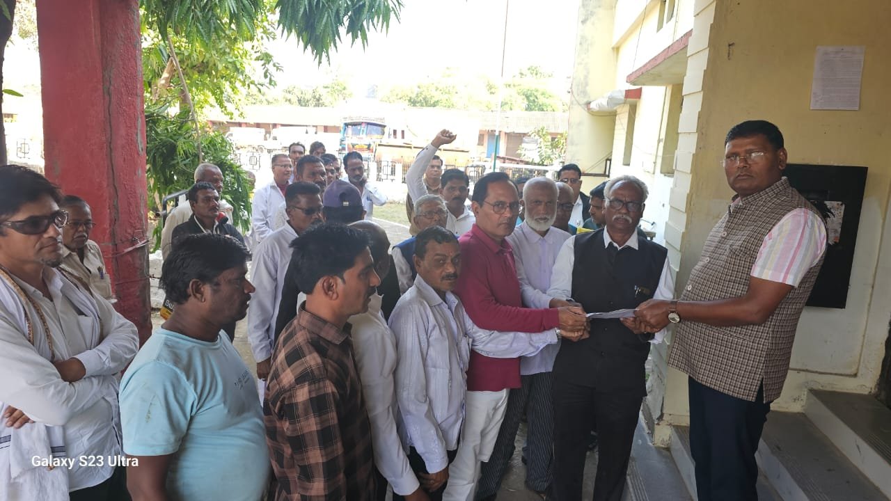 भारत मुक्ति मोर्चा ने बेलेट पेपर पर चुनाव कराकर संसद में हुए भारत रत्न डॉ बाबा साहेब आंबेडकर के अपमान की घोर निंदा की | New India Times