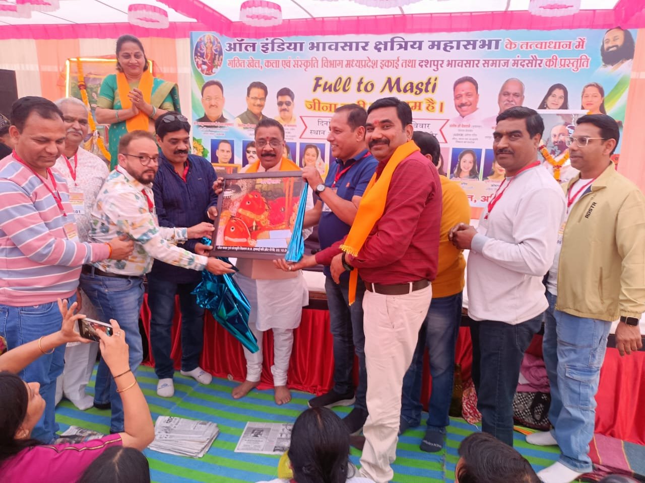 जीवन जीने की कला सिखाने वाले मोटिवेशनल स्पीकर एडवोकेट संतोष देवताले का मंदसौर में हुआ नागरिक अभिनंदन | New India Times