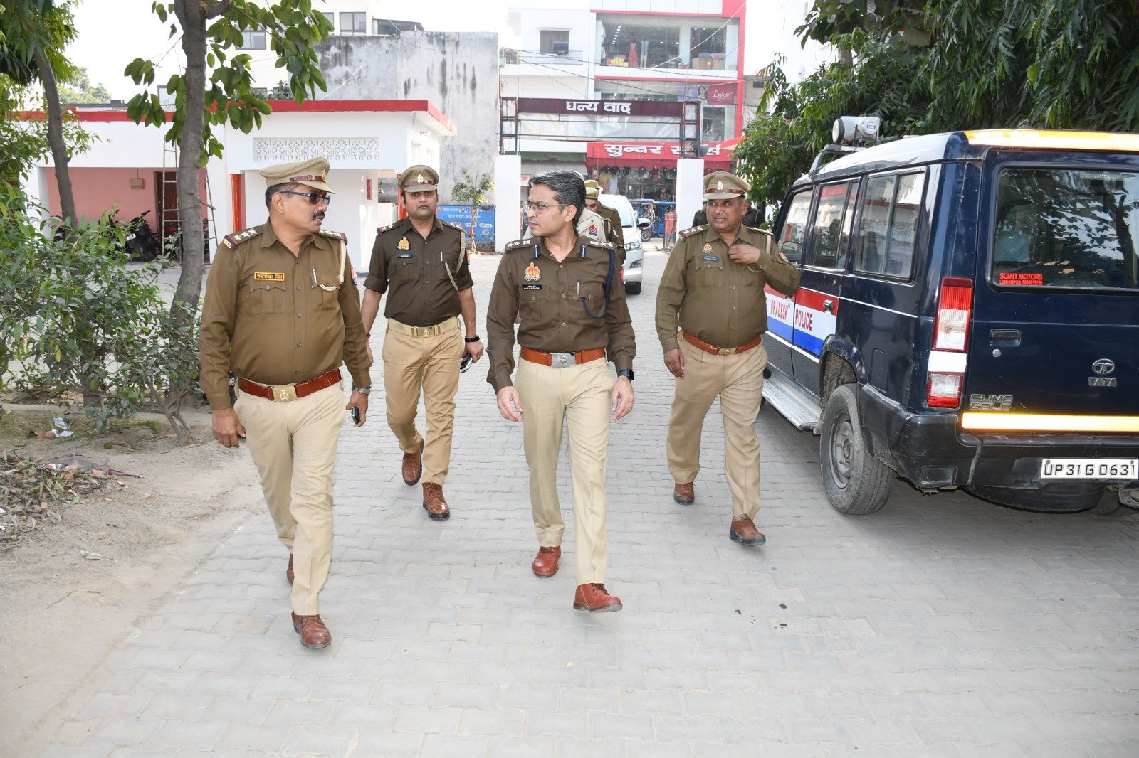 पुलिस अधीक्षक खीरी संकल्प शर्मा द्वारा थाना फरधान का किया आकस्मिक निरीक्षण | New India Times