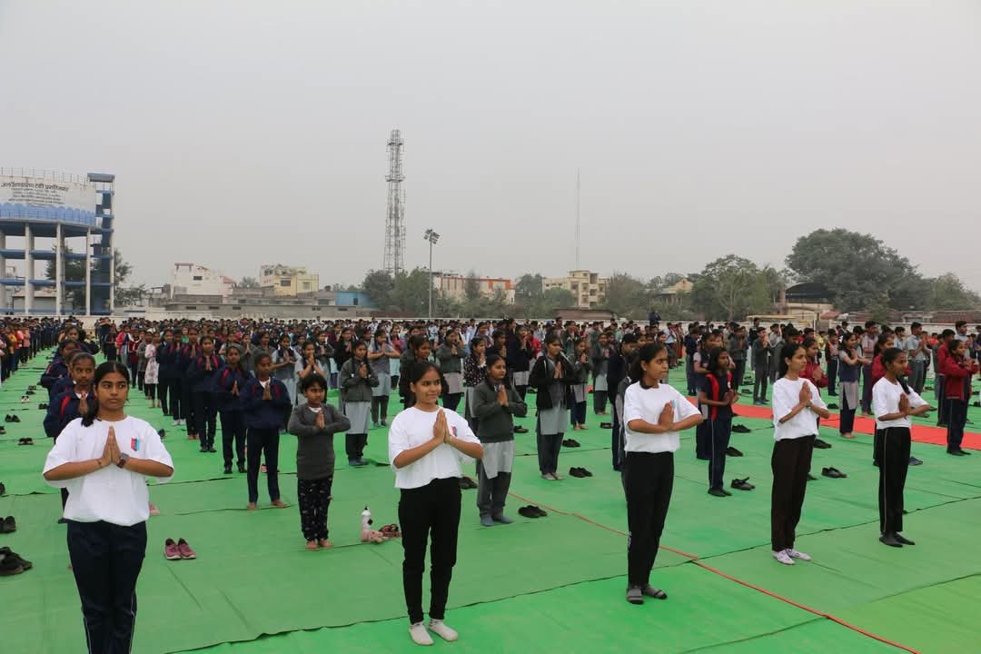 जिला स्तरीय सामूहिक सूर्य नमस्कार कार्यक्रम का आयोजन | New India Times