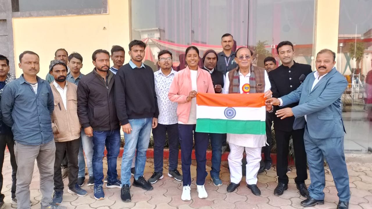 माननीय विधायक डॉ सिंह से पर्वतारोही ने की मुलाकात, दादा भाई ने की उज्ज्वल भविष्य की कामना | New India Times