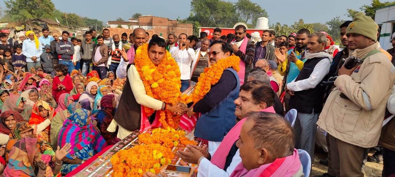 असहाय जरूरत मंदों में कम्बल वितरण कार्यक्रम हुआ सम्पन्न | New India Times