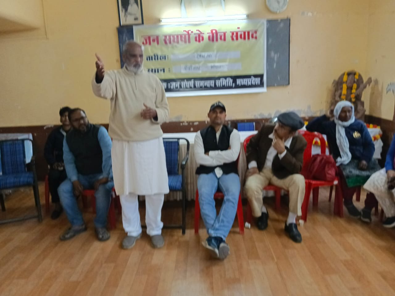 विकास के नाम पर जल, जंगल, जमीन, आजीविका और पर्यावरण की लूट के खिलाफ एकजुट हुए जनसंघर्षों के प्रतिनिधि | New India Times