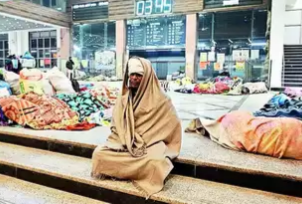 भोपाल में नगर निगम द्वारा अलाव जलाने वाली लकड़ियां नहीं आ रही हैं नज़र, भोपाल संभाग कमिश्नर से की गई शिकायत | New India Times