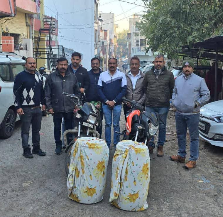 भोपाल क्राइम ब्रांच ने तीन गांजा तस्करों को दोपहिया वाहन समेत किया गिरफ्तार | New India Times