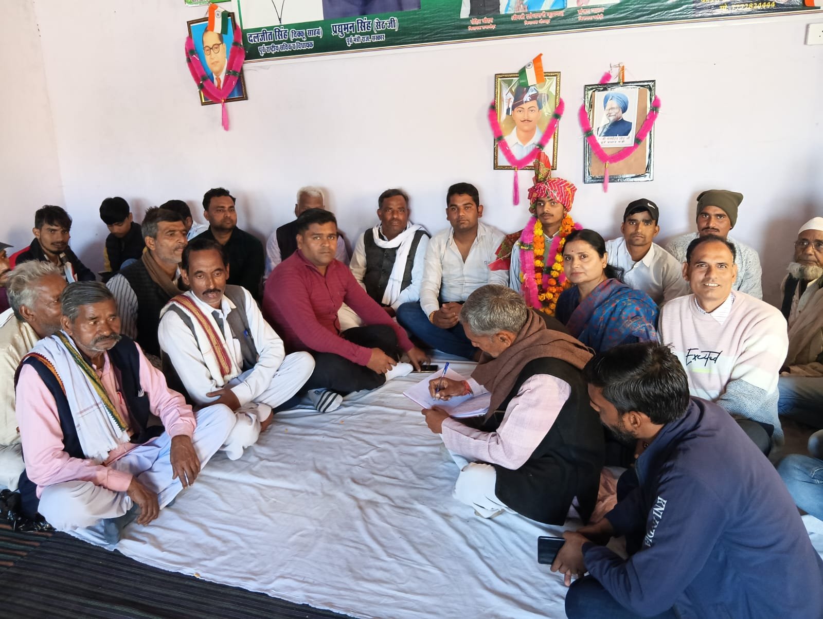 बाड़ी में राजेश पायलट किसान संगठन की मीटिंग, नवनियुक्त अध्यक्षों का हुआ जोरदार स्वागत | New India Times