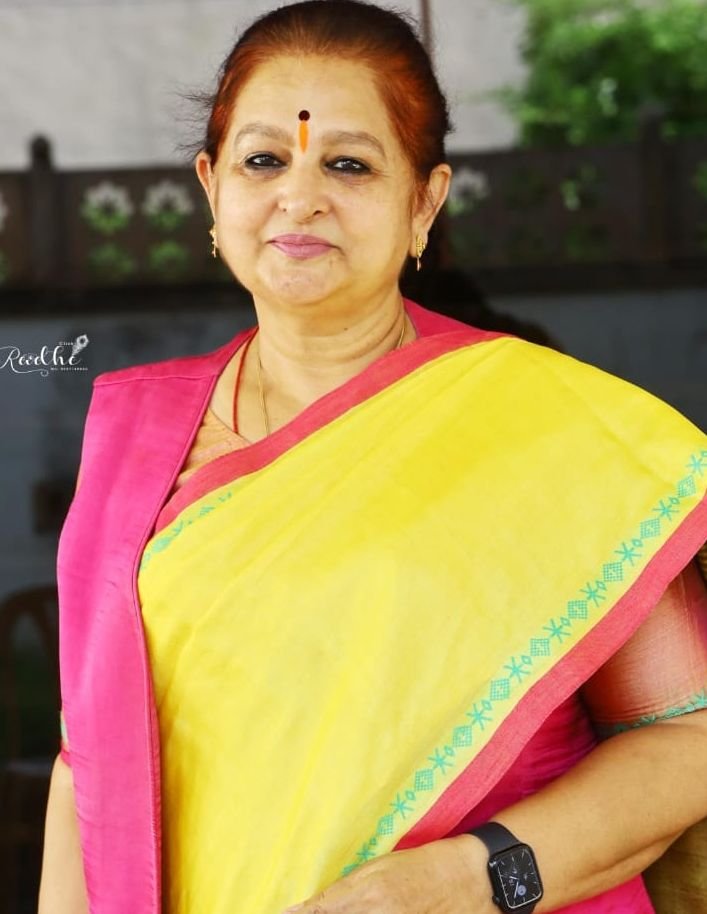 मुख्यमंत्री के आश्वासन से बहादरपुर सूत मिल के श्रमिकोें को इंसाफ़ की उम्मीद, अर्चना चिटनिस के प्रयास रंग लाए | New India Times