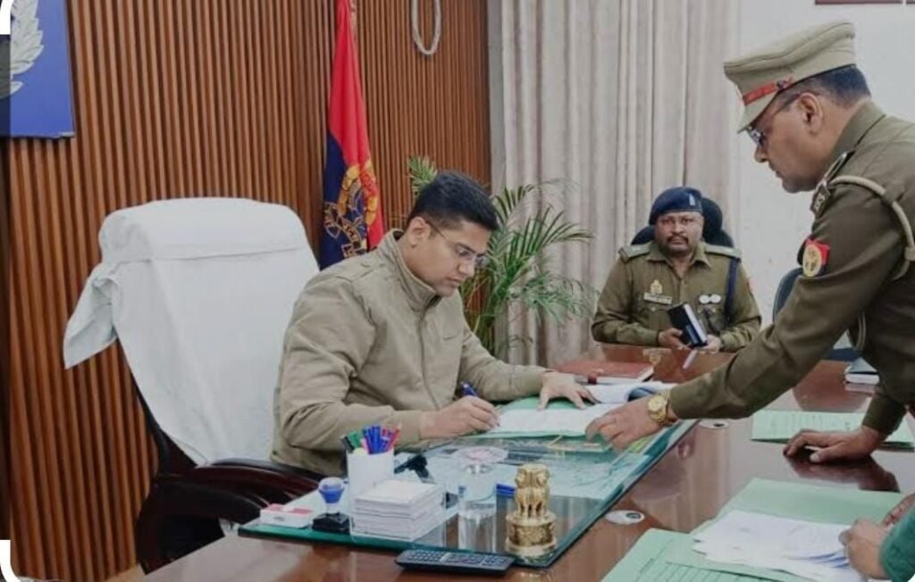 एसपी के कड़े तेवर से पुलिस महक में मची खलबली | New India Times