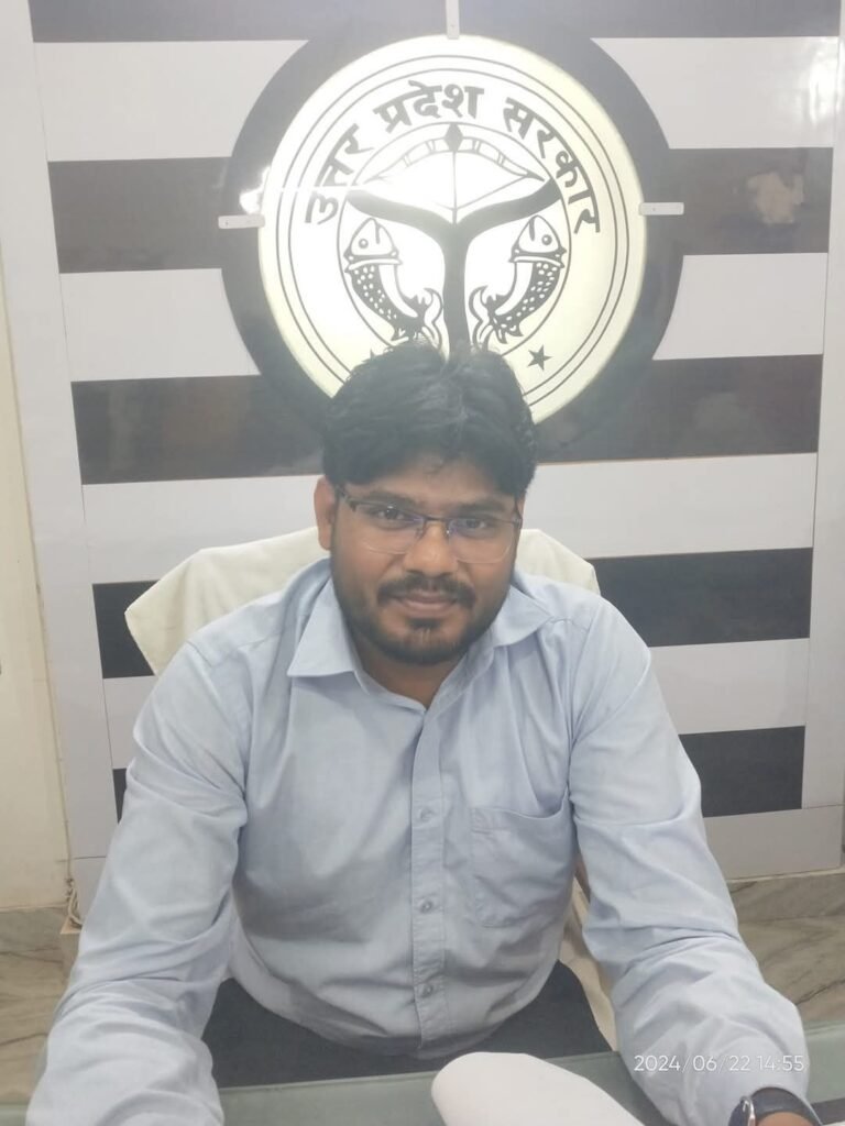 नवागत उपजिलाधिकारी कुणाल ने संभाला इटवा तहसील का कार्यभार | New India Times