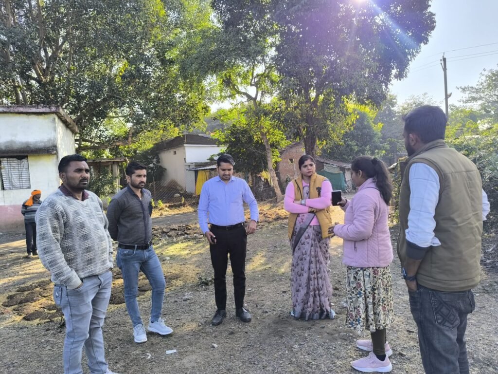 अमृत 2 योजना से खिरका घाट में 32 लाख लागत से निर्मित होगा ग्रीन पार्क, नगरपालिका अध्यक्ष ने निर्माण कार्य स्थल का किया निरीक्षण | New India Times