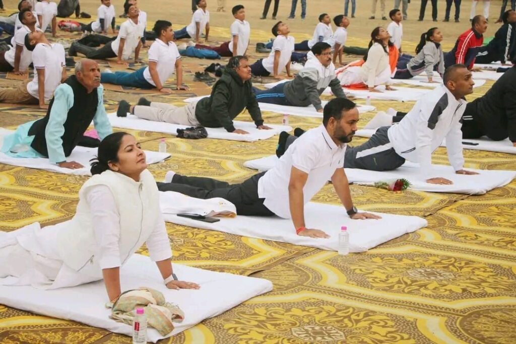 राष्ट्रीय युवा दिवस पर सूर्य नमस्कार का आयोजन सम्पन्न | New India Times