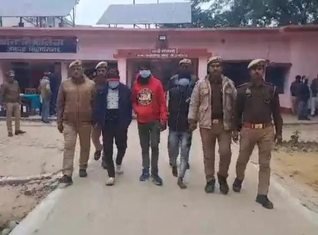 थाना मिश्रोलिया पुलिस ने तीन शातिर चोरों को किया गिरफ्तार | New India Times