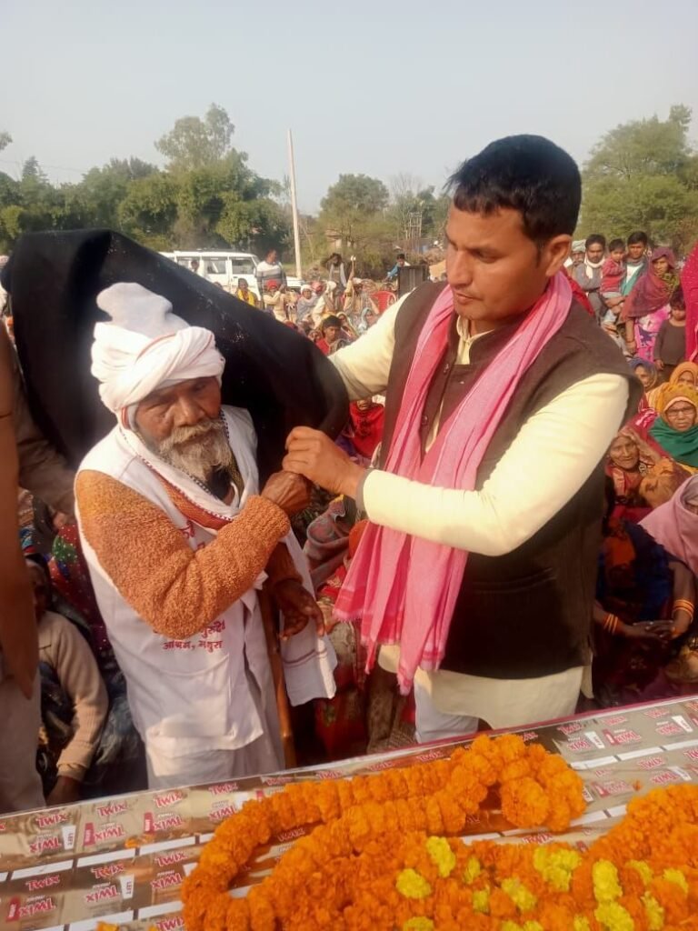 असहाय जरूरत मंदों में कम्बल वितरण कार्यक्रम हुआ सम्पन्न | New India Times