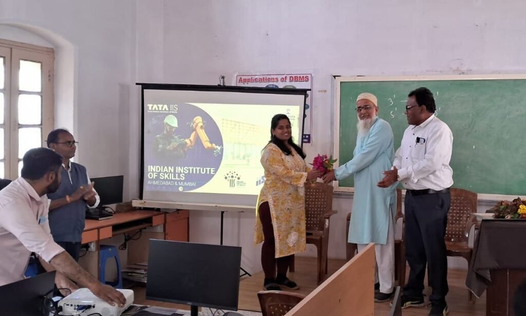 सैफी गोल्डन जुबिली क़ादरिया महाविद्यालय, बुरहानपुर एकदिवसीय सेमिनार का किया गया आयोजन | New India Times