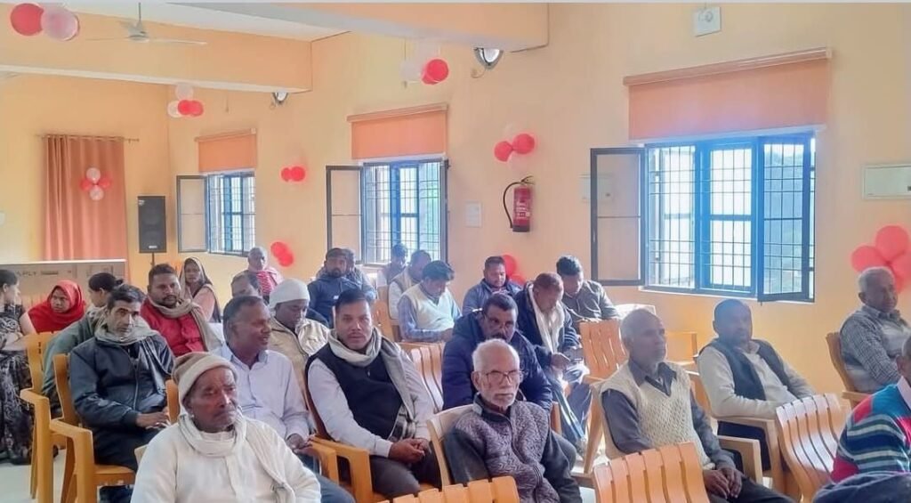 भरोहिया ब्लॉक के सभागार में ब्लॉक प्रमुख प्रतिनिधि संजय सिंह ने स्वामित्व कार्ड का किया वितरण 3 भरोहिया ब्लॉक के सभागार में ब्लॉक प्रमुख प्रतिनिधि संजय सिंह ने स्वामित्व कार्ड का किया वितरण | New India Times