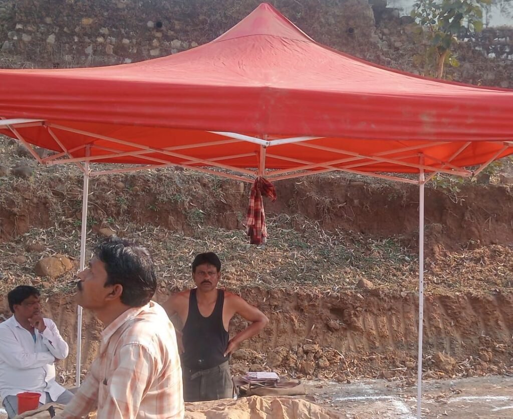 दमुआ शहर में मछली मटन चिकन की दुकानों को प्रशासन ने हटाया, शहर की सभी मछली मटन चिकन दुकान ईदगाह के पास मटन मार्केट में लगाना किया अनिवार्य अन्यथा होगी दण्डात्मक कार्यवाही | New India Times