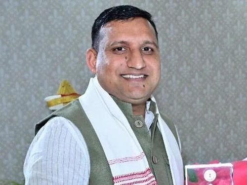 अंतर्राष्ट्रीय फोन नंबर से राज्यसभा को मिली धमकी, 20 करोड़ रुपए की रंगदरी नहीं देने पर पूरे परिवार को उठा लेने की मिली धमकी | New India Times