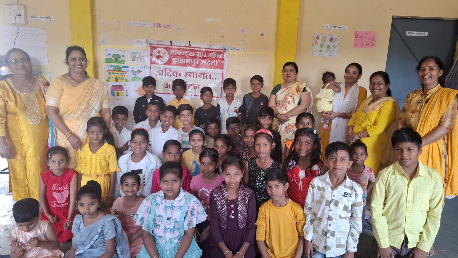 जॉइंट्स सहेली ग्रुप ऑफ़ बुरहानपुर ने पुरुषार्थी स्कूल प्रांगण में छात्रों के साथ मनाया बसंत पंचमी पर्व | New India Times