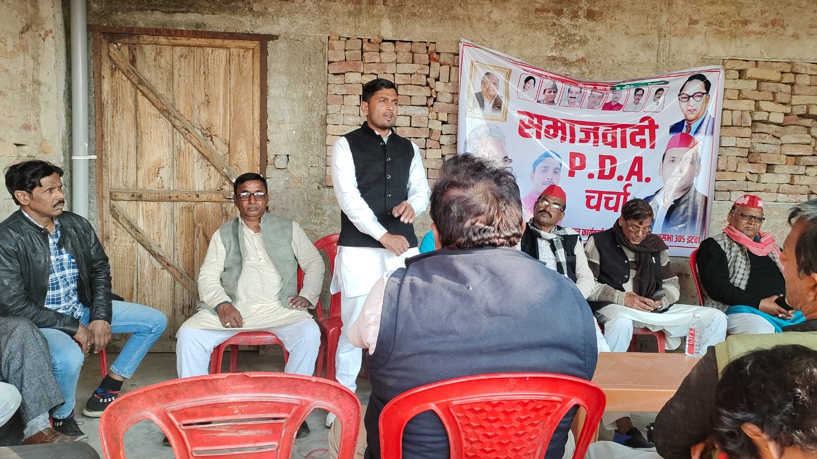 विधानसभा इटवा के पिपरा मुर्गीहवा में समाजवादी पीडीए चर्चा कार्यक्रम का किया गया आयोजन | New India Times