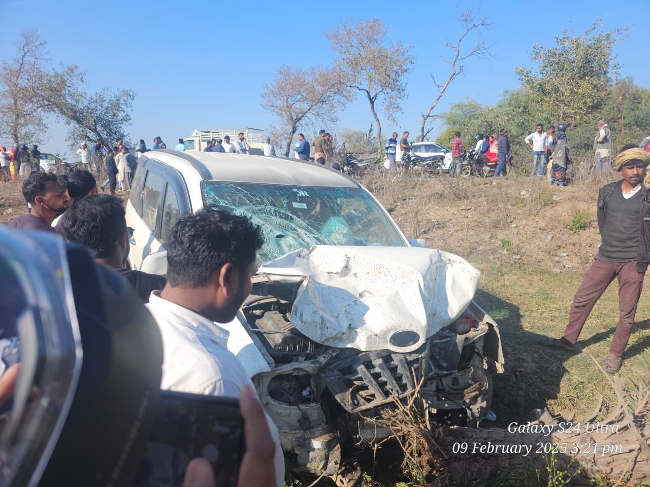 नानी के दशवां में आए इकलौते बेटे की सड़क दुर्घटना में हुई मौत 1 नानी के दशवां में आए इकलौते बेटे की सड़क दुर्घटना में हुई मौत | New India Times