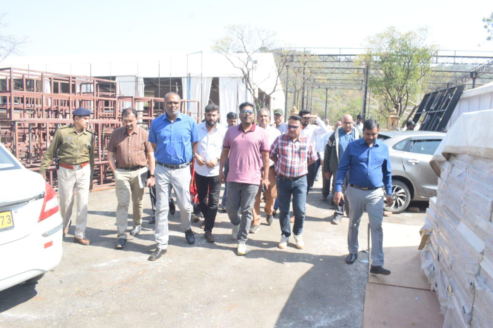 संभागायुक्त और नगरीय प्रशासन आयुक्त ने जीआईएस की तैयारियों को लेकर किए जा रहे कार्यों का लिया जायजा | New India Times