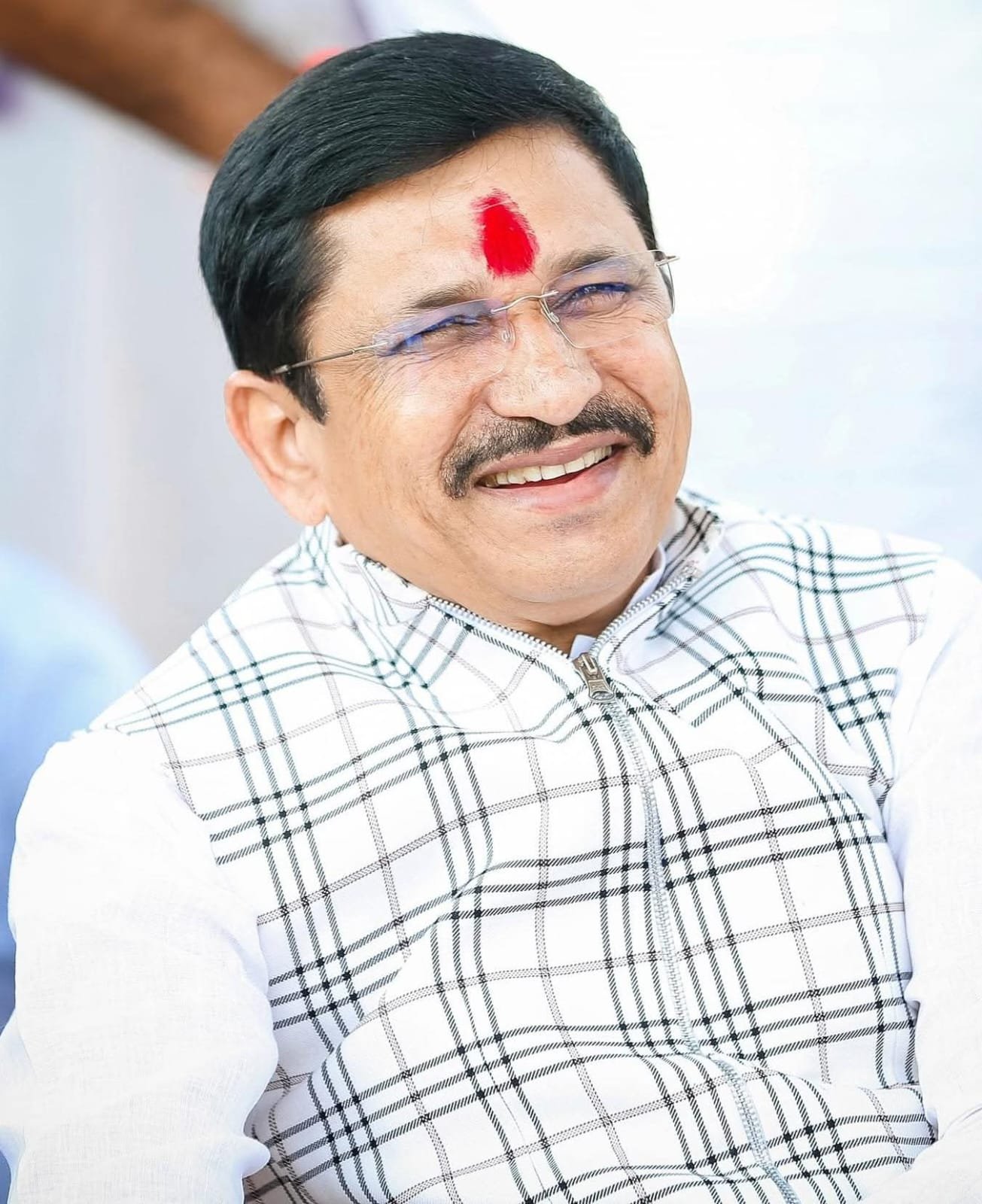 जब नेता कमजोर और बेचारे हो जाएं तो जनता को अपने हक के लिए मुखर होना पड़ेगा: नारायण त्रिपाठी | New India Times