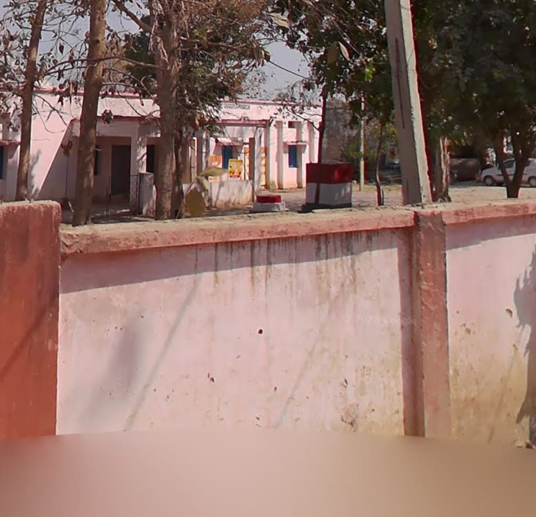 ग्राम पंचायत आनन्दगढ़ में सचिवों की मनमानी से आम जनता परेशान, एक वर्ष से बिन प्रभार का बहाना बना कर आम जनता के नहीं कर रहे हैं काम | New India Times