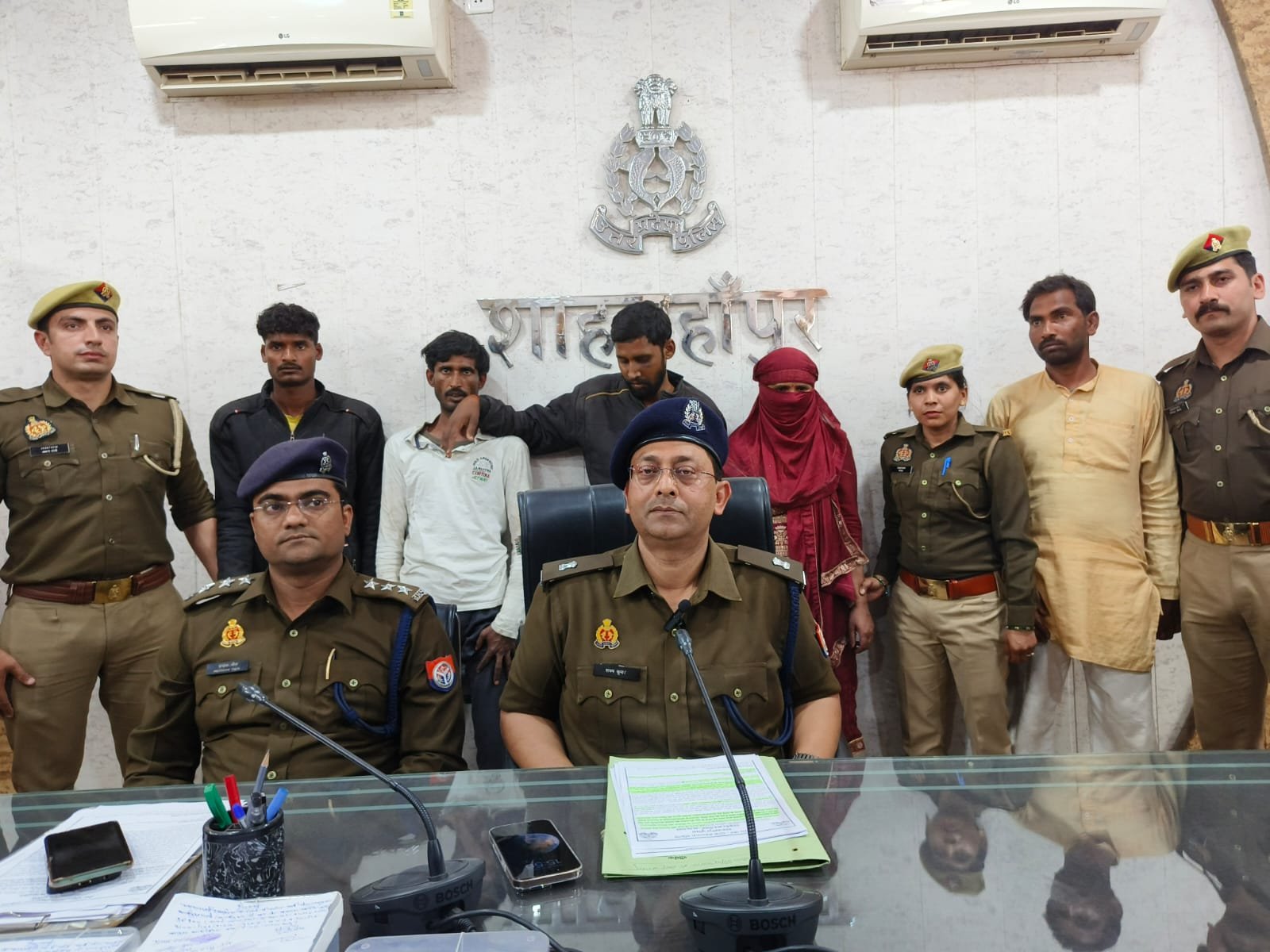 महिला बैंक में करती थी रैंकिंग, साथी पुरुष लूट की घटना को देते थे अंज़ाम | New India Times