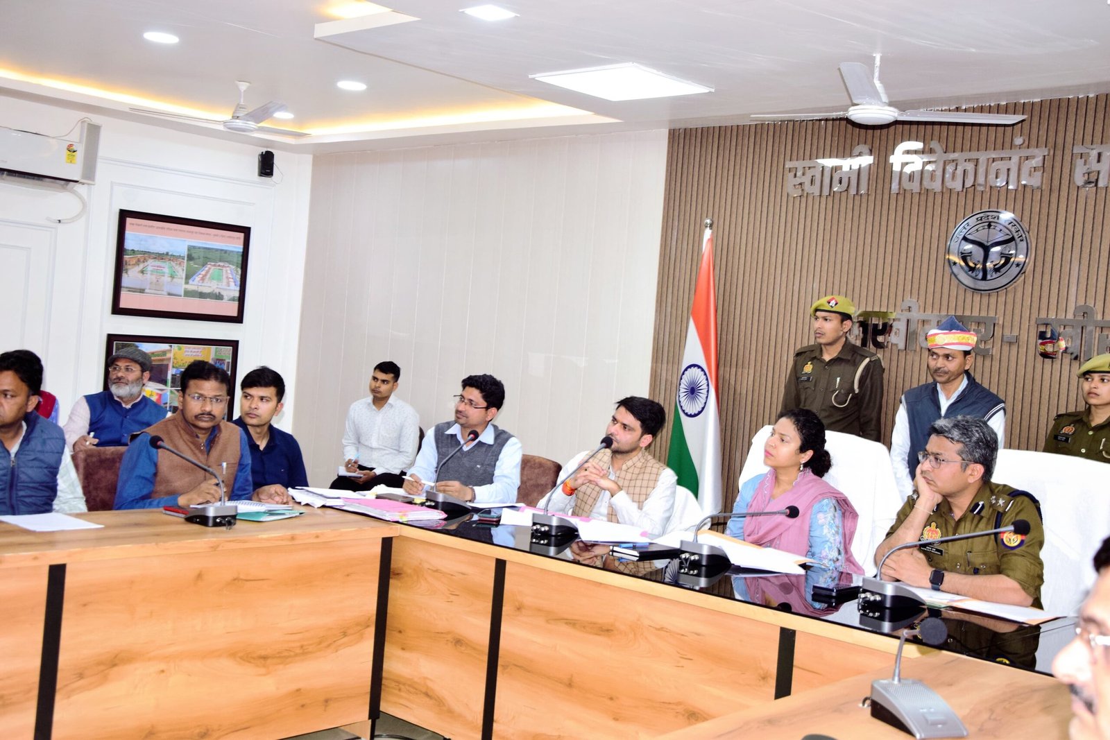 उद्यमियों की समस्याओं का निस्तारण शासन की शीर्ष प्राथमिकता: डीएम 1 उद्यमियों की समस्याओं का निस्तारण शासन की शीर्ष प्राथमिकता: डीएम | New India Times