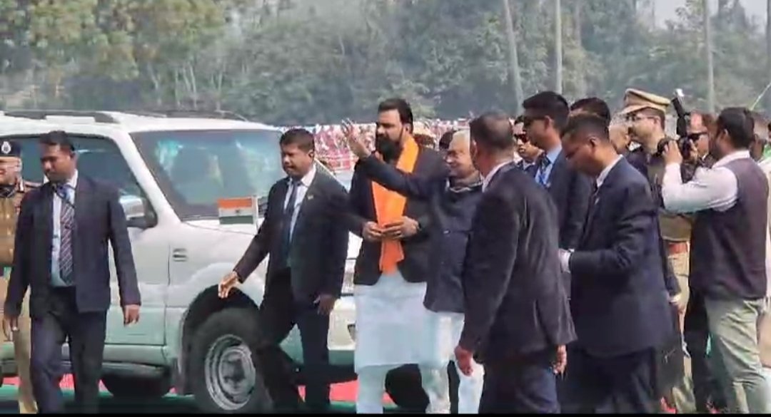 भागलपुर में मुख्यमंत्री नीतीश कुमार एवं उपमुख्यमंत्री सम्राट चौधरी के प्रगति यात्रा के दौरान भागलपुर पहुंचने पर एनडीए कार्यकर्ताओं ने किया भव्य स्वागत | New India Times