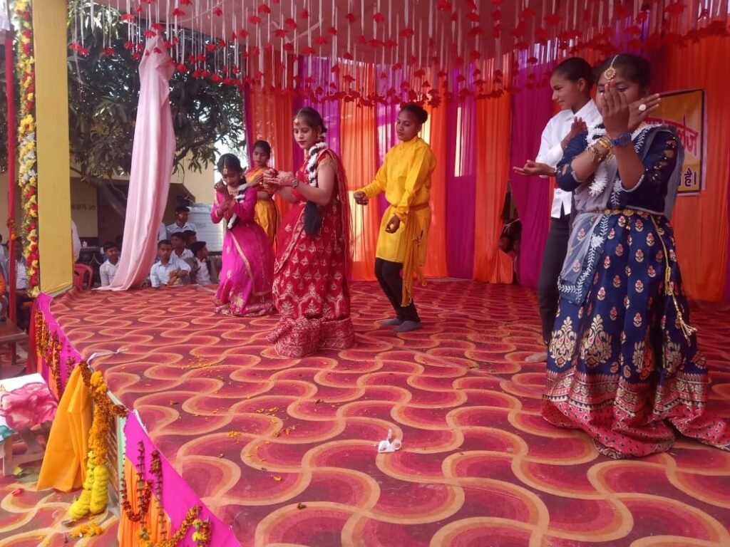 36वां वार्षिक उत्सव एवं प्रतिभा सम्मान समारोह हंस वाहिनी इंटरमीडिएट कॉलेज कसया में संपन्न | New India Times