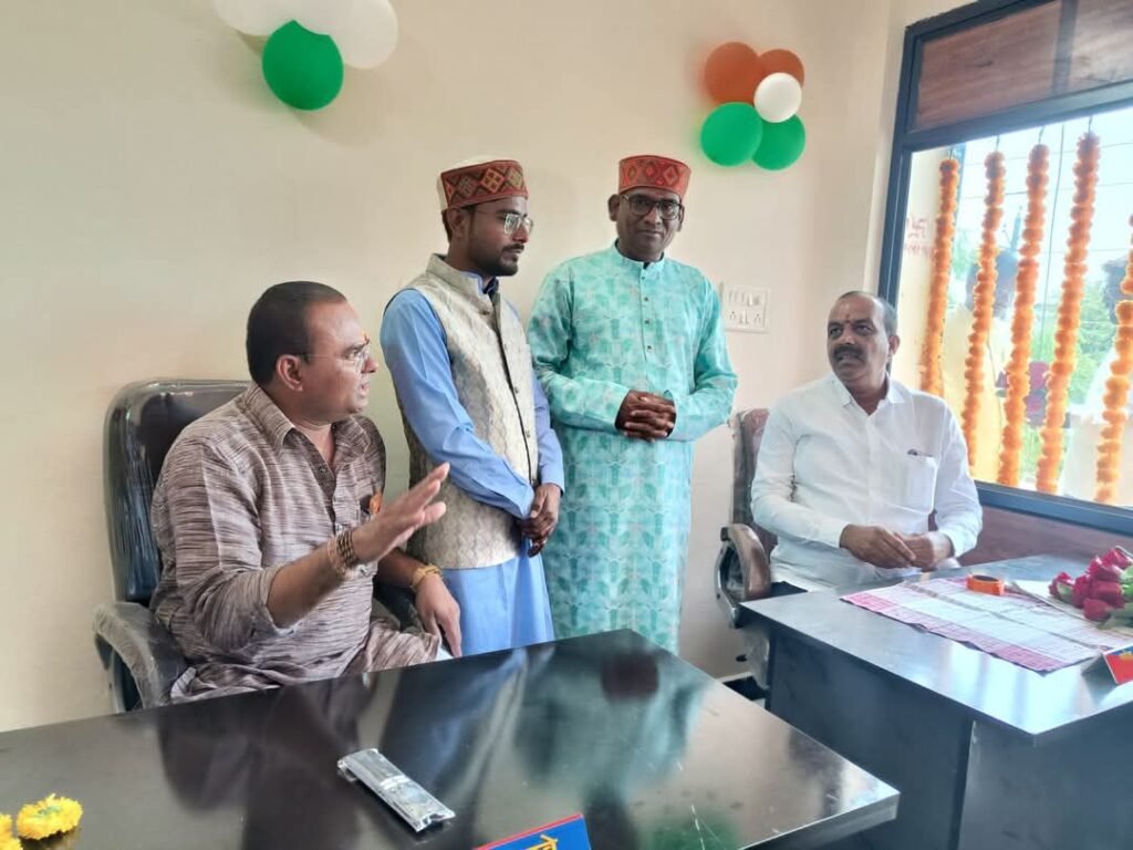 मानवाधिकार परिषद के जिला कार्यालय का हुआ उद्घाटन 2 मानवाधिकार परिषद के जिला कार्यालय का हुआ उद्घाटन | New India Times