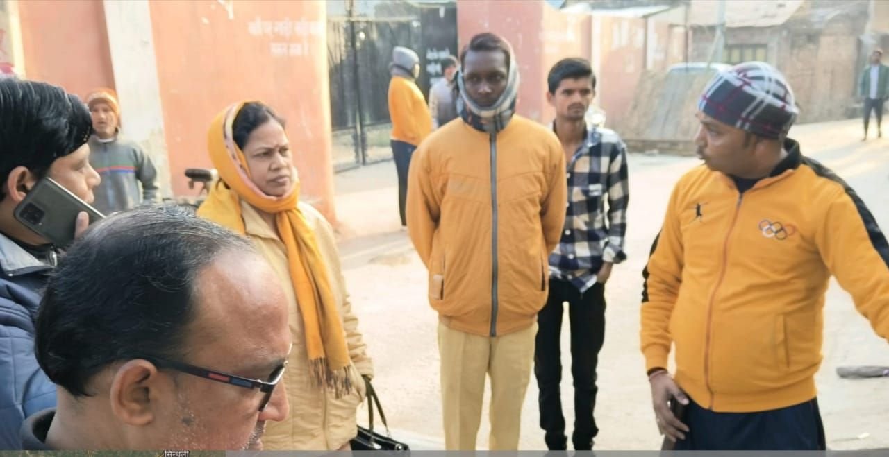 घरों से निकलने वाले सूखे व गीले कचरे को अलग-अलग कर कूड़ा वाहन को ही दें: संयुक्त नगर आयुक्त | New India Times