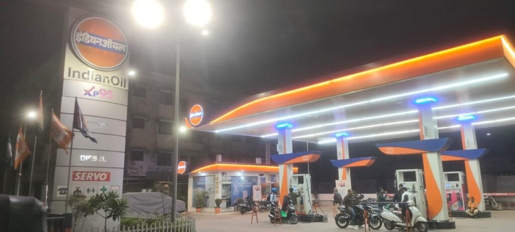 पेट्रोल पंप पर काम करने वाले सेल्स मेन द्वारा बनाई गई लूट की झूठी कहानी का थाना गौतम नगर पुलिस ने किया पर्दाफाश | New India Times