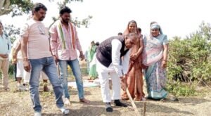 ग्राम पंचायत गड़वाड़ा को मेघनगर जनपद नीति से मिली लाखों की सौगात 3 ग्राम पंचायत गड़वाड़ा को मेघनगर जनपद नीति से मिली लाखों की सौगात | New India Times