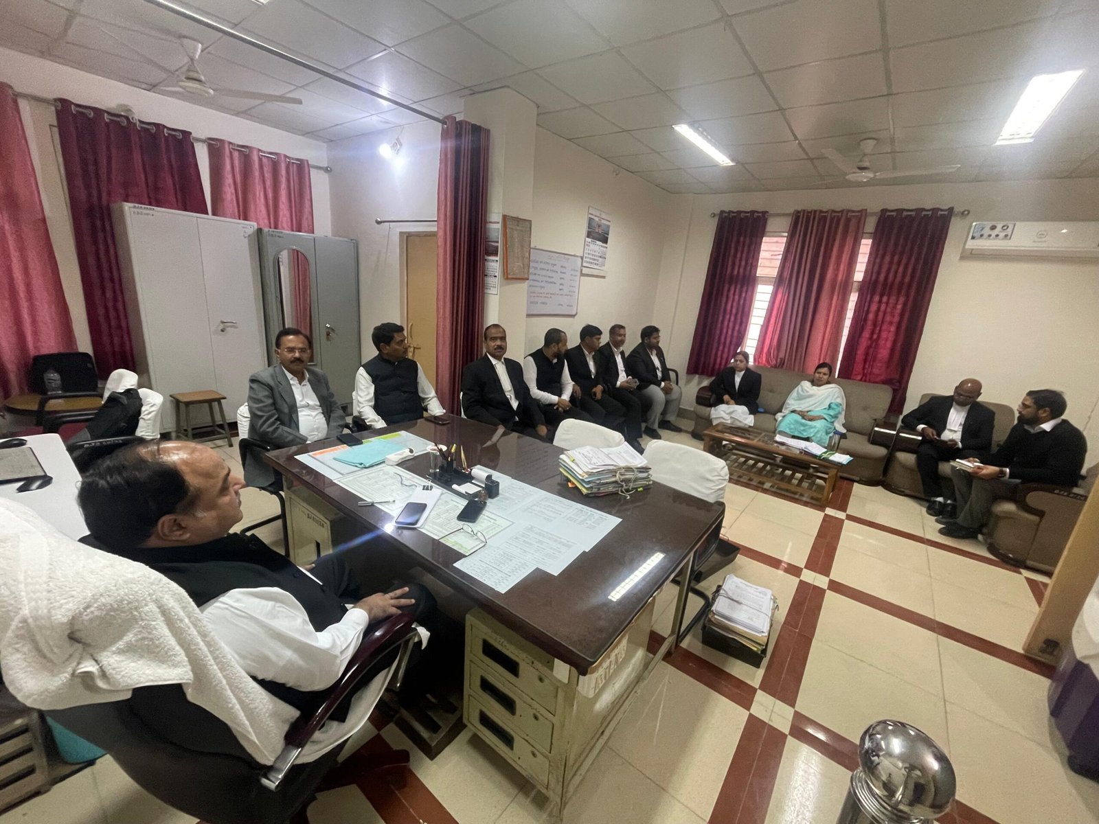 आगामी 08 मार्च को लोक अदालत की तैयारियों हेतु समीक्षा बैठक की गई आयोजित | New India Times