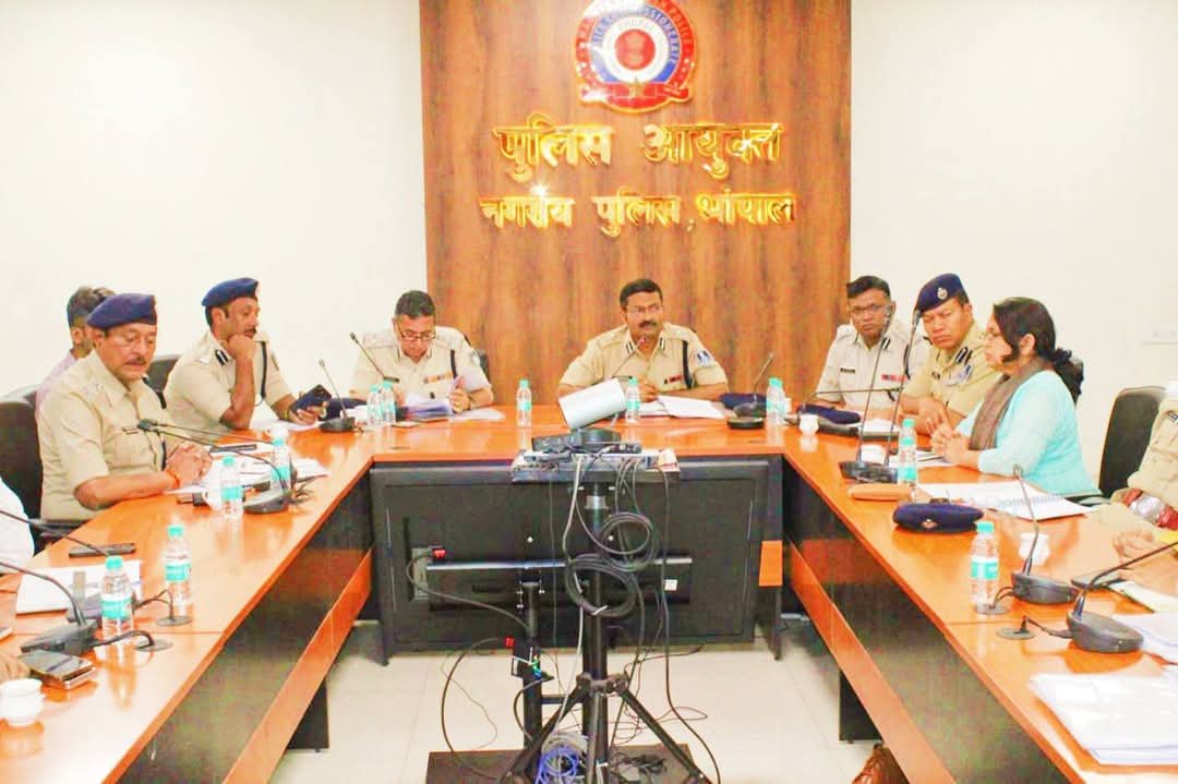 आगामी त्यौहारों के दौरान शांति एवं सुरक्षा व्यवस्था के मद्देनजर पुलिस अधिकारियों की बैठक संपन्न | New India Times