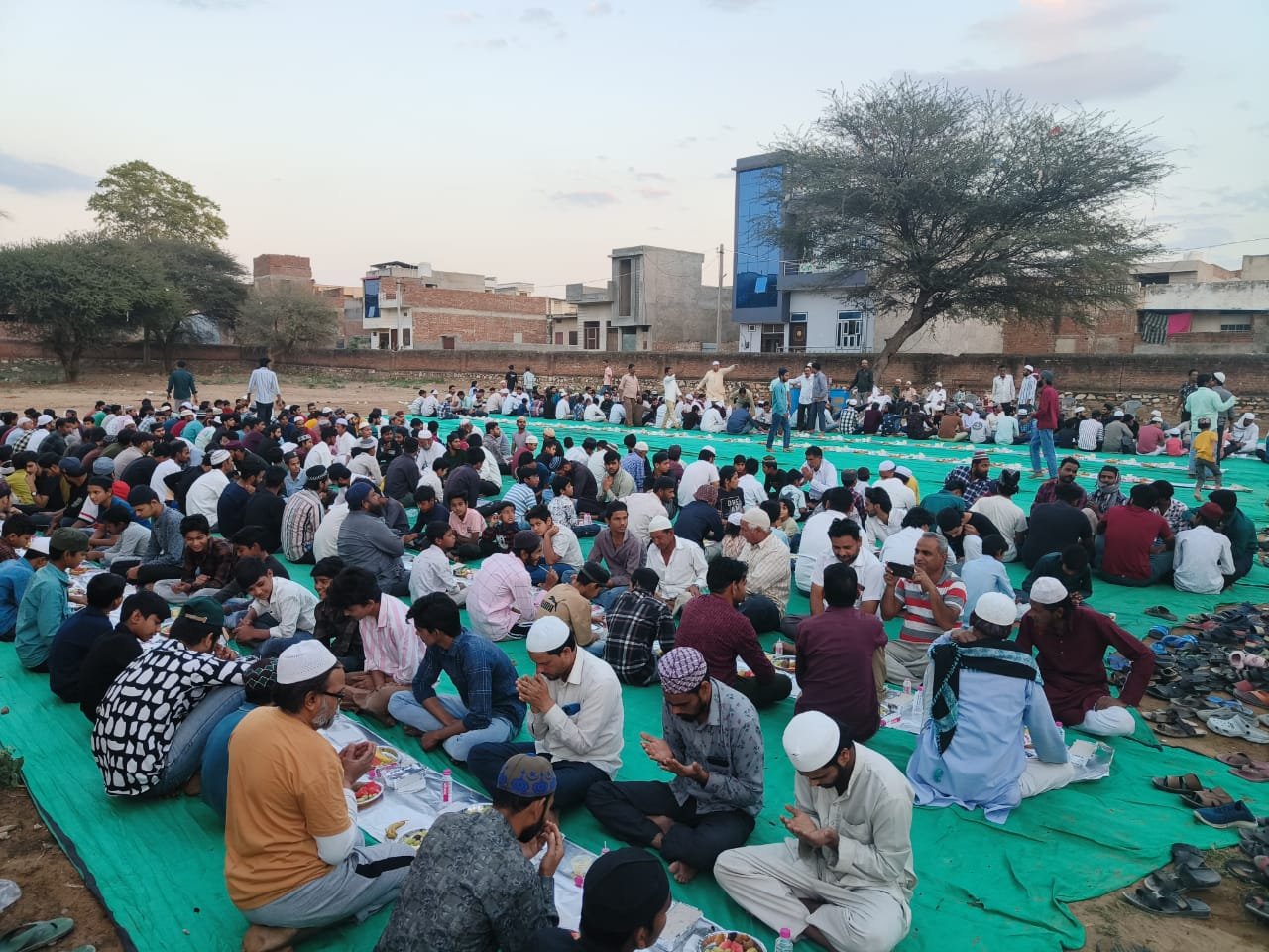 रमज़ान के मुबारक महीने में इफ्तार पार्टियों का आयोजन लगातार जारी | New India Times