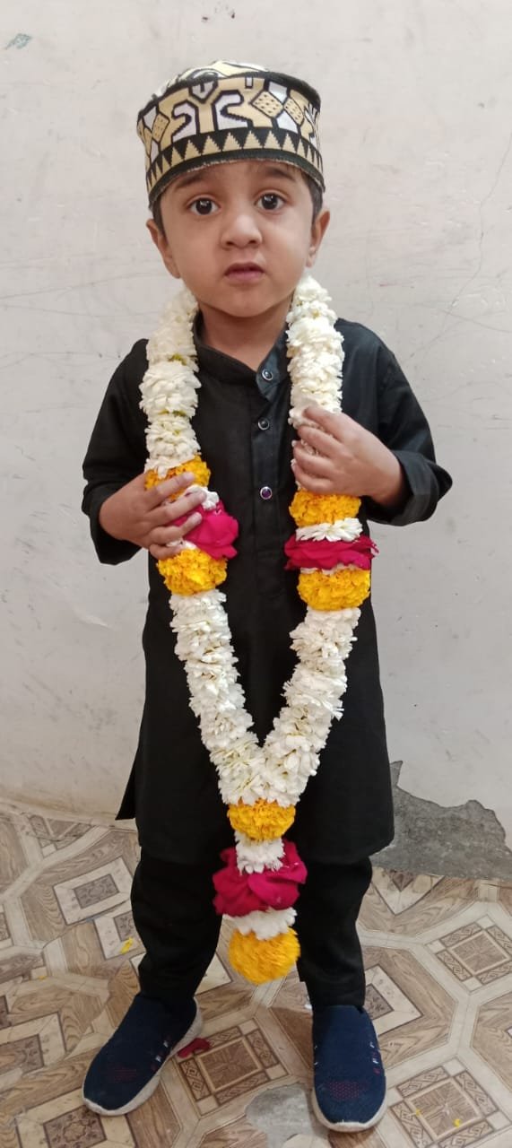 बच्चे भी बड़ों की तरह रोज़े रख नमाज़ पड़ क़ुरान की तिलावत कर इबादत में मशगूल 1 बच्चे भी बड़ों की तरह रोज़े रख नमाज़ पड़ क़ुरान की तिलावत कर इबादत में मशगूल | New India Times