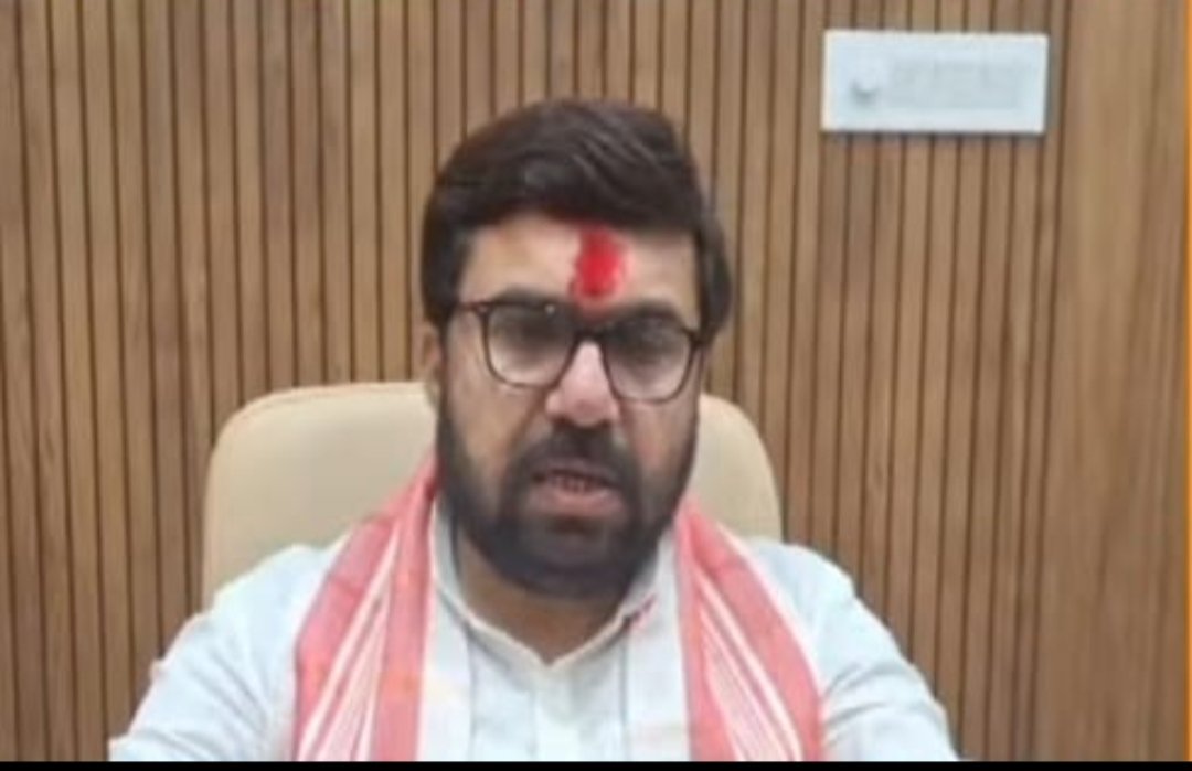 पूर्व मुख्यमंत्री श्री कमलनाथ के प्रति सांसद विवेक उर्फ बंटी साहू द्वारा दिए गए आपत्तिजनक टिप्पणी के विरोध में 5 मार्च को कांग्रेसियों द्वारा किया जाएगा धरना प्रदर्शन | New India Times