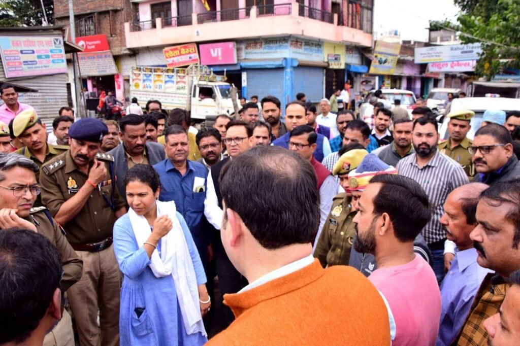 लखीमपुर रोडवेज बस स्टेशन को जल्द मिलेगा नया ठिकाना, डीएम-एसपी ने रोडवेज बस अड्डे के लिए देखे कई स्थल, पूरी होगी लोगों की मुराद 3 लखीमपुर रोडवेज बस स्टेशन को जल्द मिलेगा नया ठिकाना, डीएम-एसपी ने रोडवेज बस अड्डे के लिए देखे कई स्थल, पूरी होगी लोगों की मुराद | New India Times