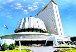 गृहमंत्री फडणवीस सेफ: एहसान के तौर पर पेश किया जा रहा है धनंजय मुंडे का इस्तीफा | New India Times