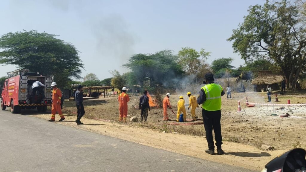 आपातकालीन स्थितियों से निपटने का दिया गया प्रशिक्षण | New India Times