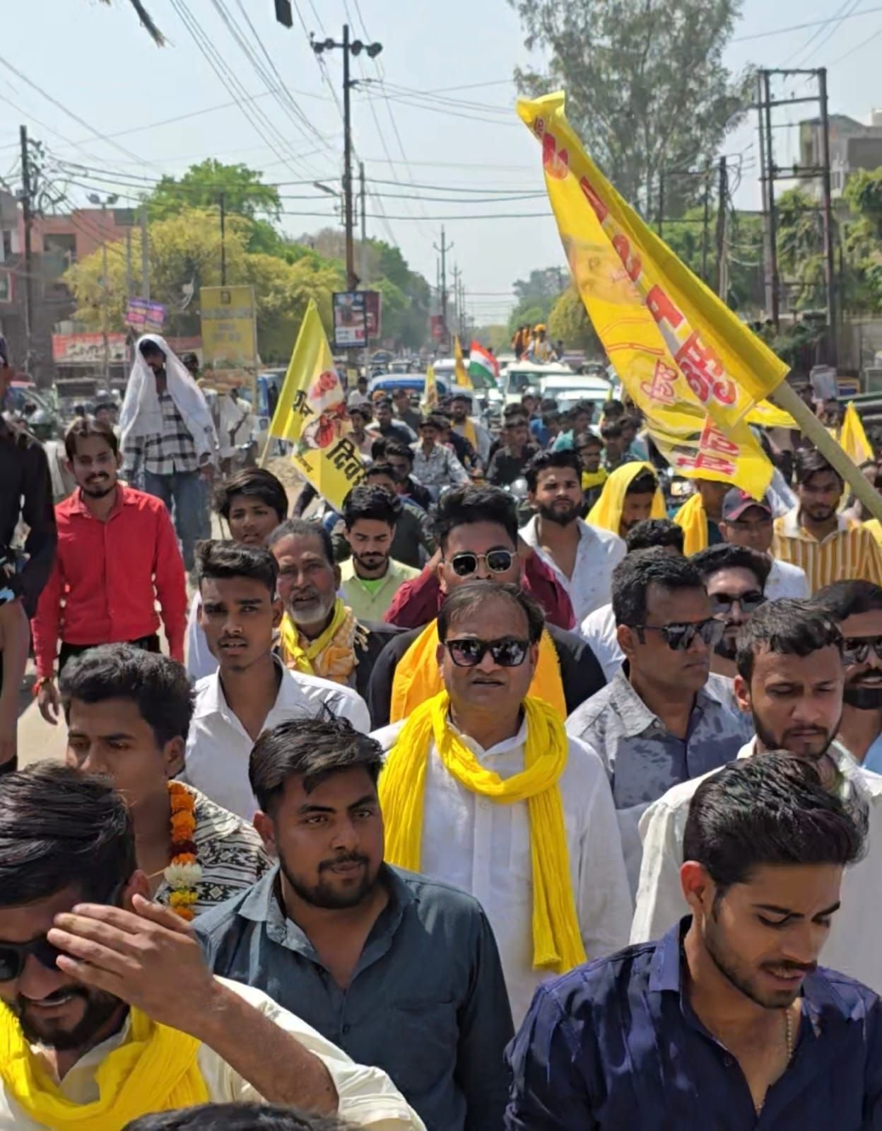 सुहेलदेव भारतीय समाज पार्टी ने शहीद दिवस पर निकली विशाल यात्रा | New India Times