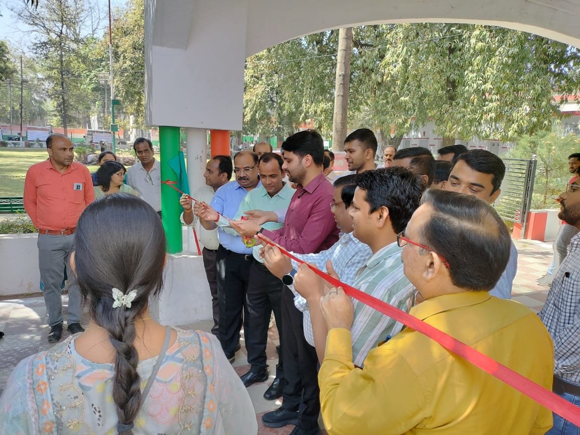 सीडीओ ने किया विशेष संचारी रोग नियंत्रण व दस्तक अभियान का शुभारंभ 1 सीडीओ ने किया विशेष संचारी रोग नियंत्रण व दस्तक अभियान का शुभारंभ | New India Times