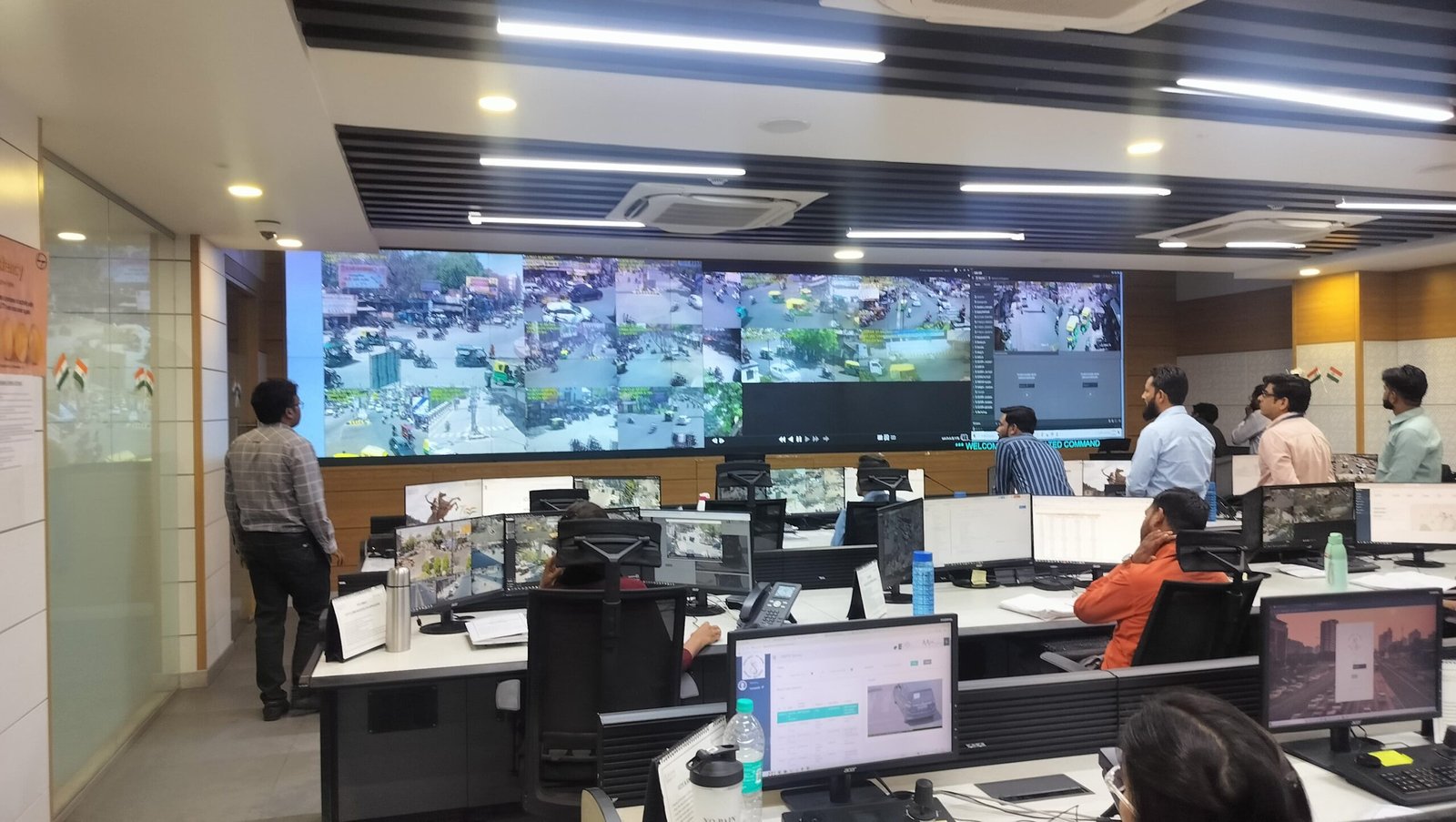 जनपद में यातायात व्यवस्था को सुगम बनाने के लिये जिला प्रशासन की अनूठी पहल, जिलाधिकारी श्री अविनाश कुमार के अथक प्रयासों से जनपद में ट्रैफिक की समस्या निस्तारित 1 जनपद में यातायात व्यवस्था को सुगम बनाने के लिये जिला प्रशासन की अनूठी पहल, जिलाधिकारी श्री अविनाश कुमार के अथक प्रयासों से जनपद में ट्रैफिक की समस्या निस्तारित | New India Times