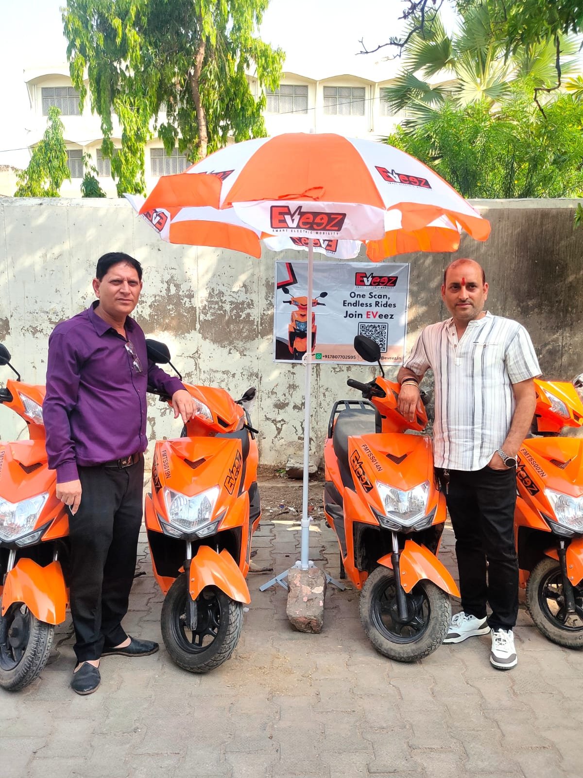 दो भाइयों ने मिलकर धार्मिक नगरी मथुरा में शुरू किया नया स्टार्टअप | New India Times