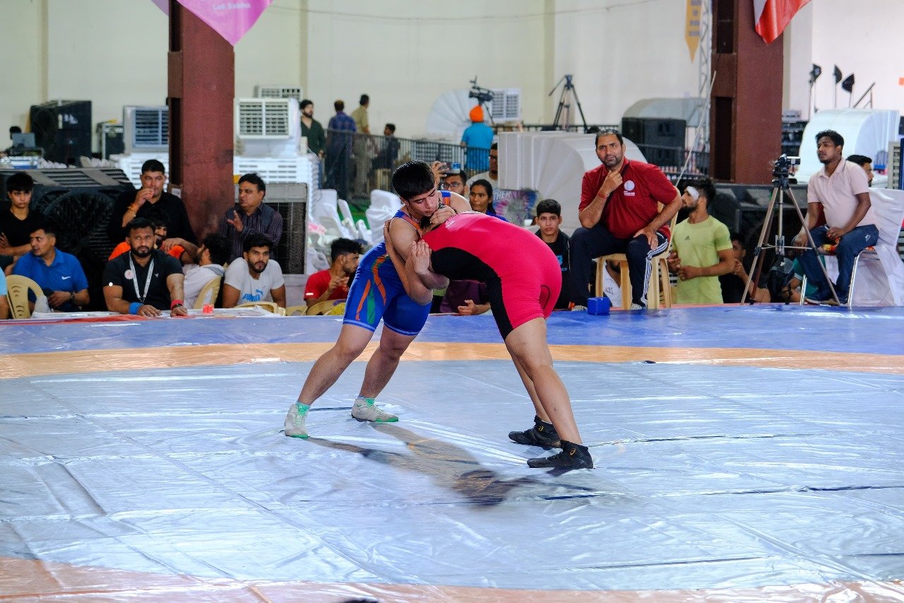 नैशनल कुश्ती में हरियाणा का डंका: खेल मंत्री रक्षा खडसे ने किया सम्मानित | New India Times