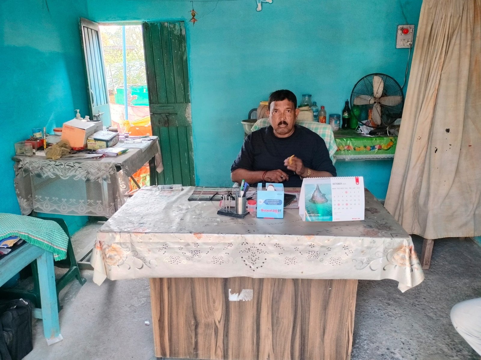 सहजपुर में झोला छाप डॉक्टर मरीजों के साथ कर रहा है खिलवाड़,प्रशासन बना मूकदर्शक | New India Times