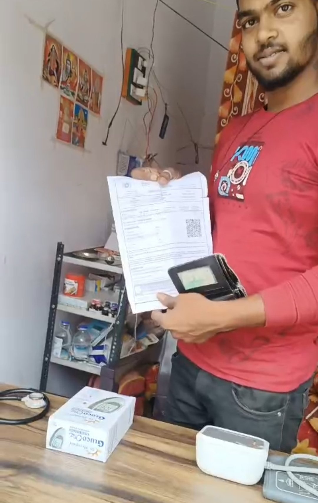 बंगाली क्लीनिक की भरमार, स्वास्थ्य अमला बनी अनजान | New India Times